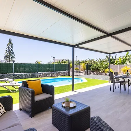 Vinco Ii With Heated Pool Landhuis
