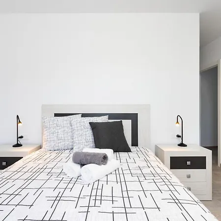Vinco Ii With Heated Pool Landhaus