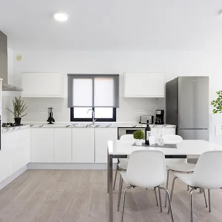 Vinco Ii With Heated Pool Landhuis