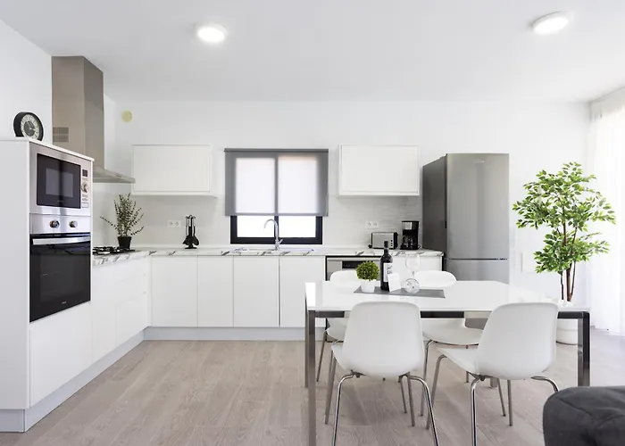 Vinco Ii With Heated Pool Landhaus